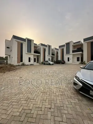 4bdrm Townhouse/Terrace in Kaura for sale