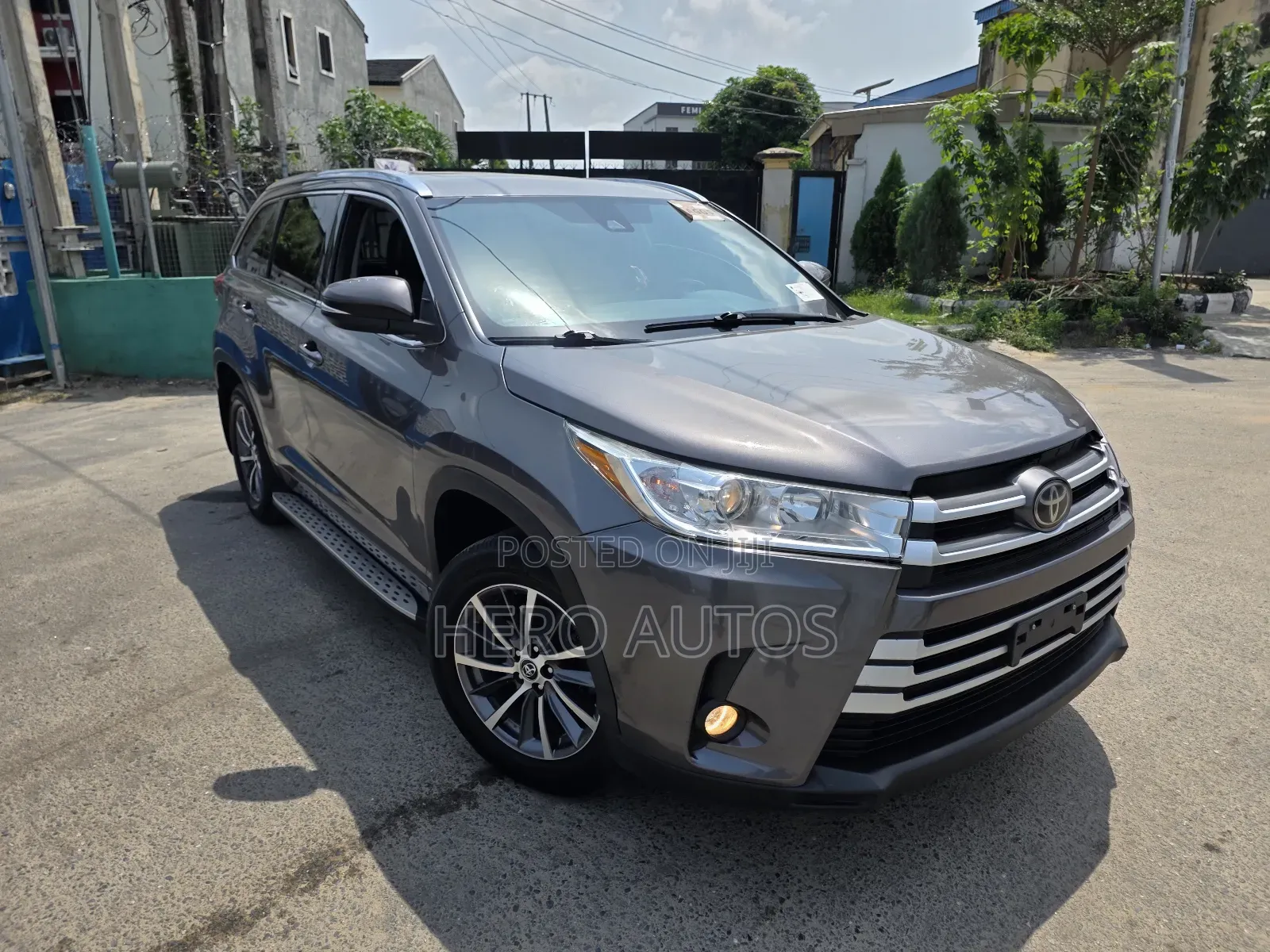 2018 Toyota Highlander XLE 4x4 V6 (3.5L 6cyl 8A)
