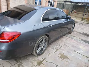 Mercedes-Benz E300 2018 Gray