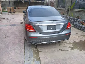 Mercedes-Benz E300 2018 Gray
