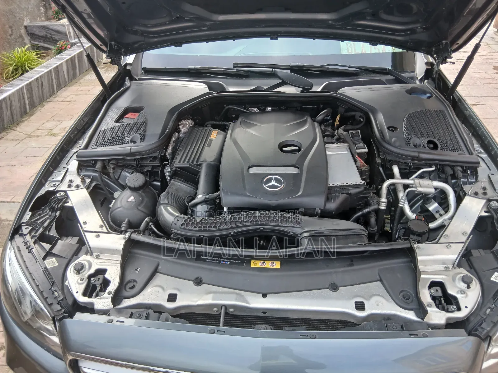 Mercedes-Benz E300 2018 Gray