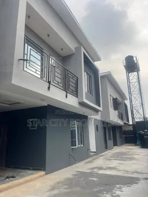 4bdrm Townhouse / Terrace in Ikeja Lagos, Allen Avenue for rent