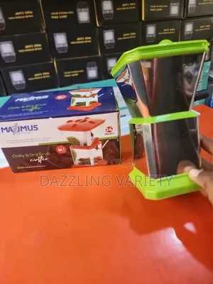 Portable Hand Grater With 14 Blades