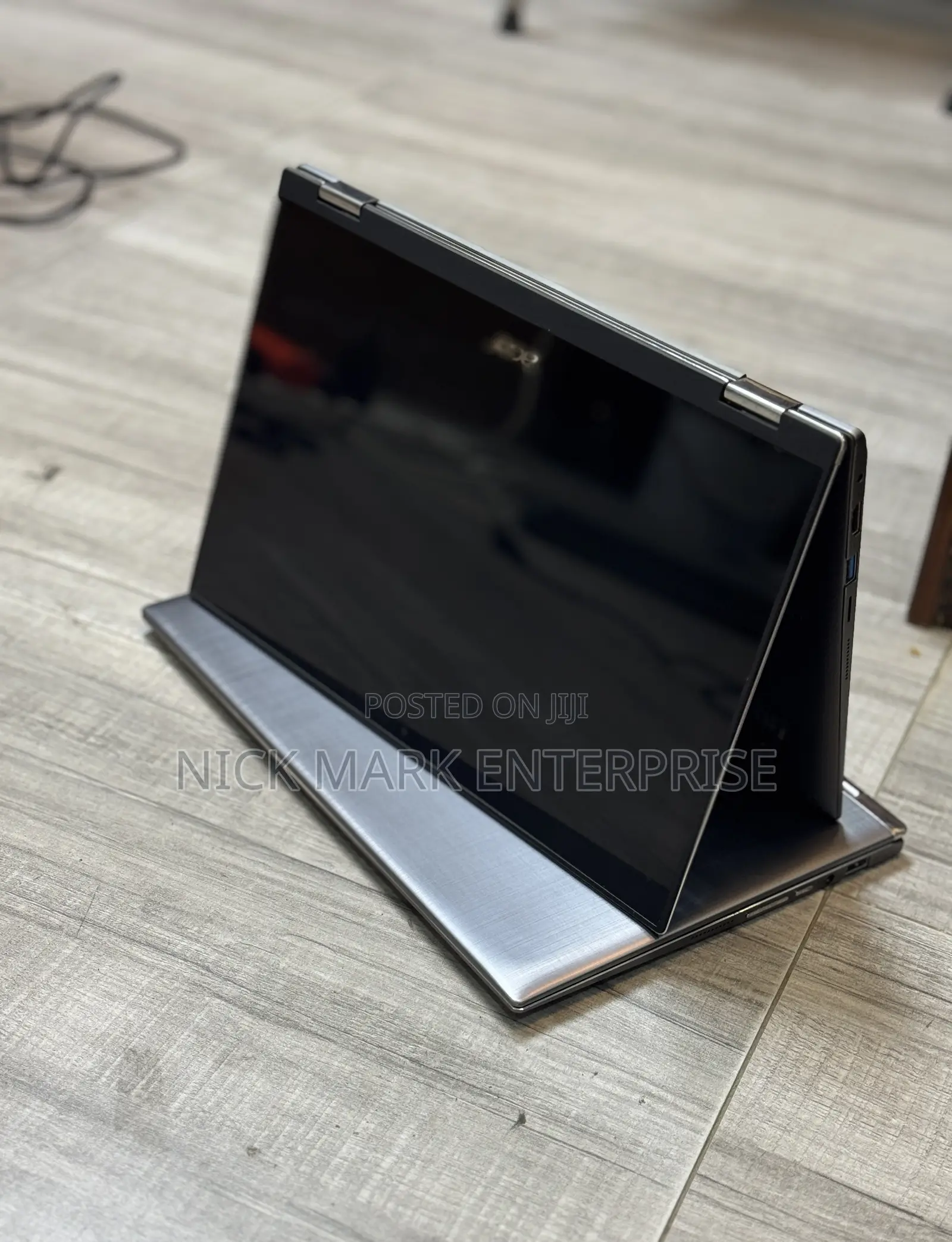 Laptop Acer Spin 1 4GB Intel Pentium SSD 60GB