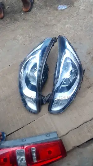 Head Lamp Hyundai Accent 2012