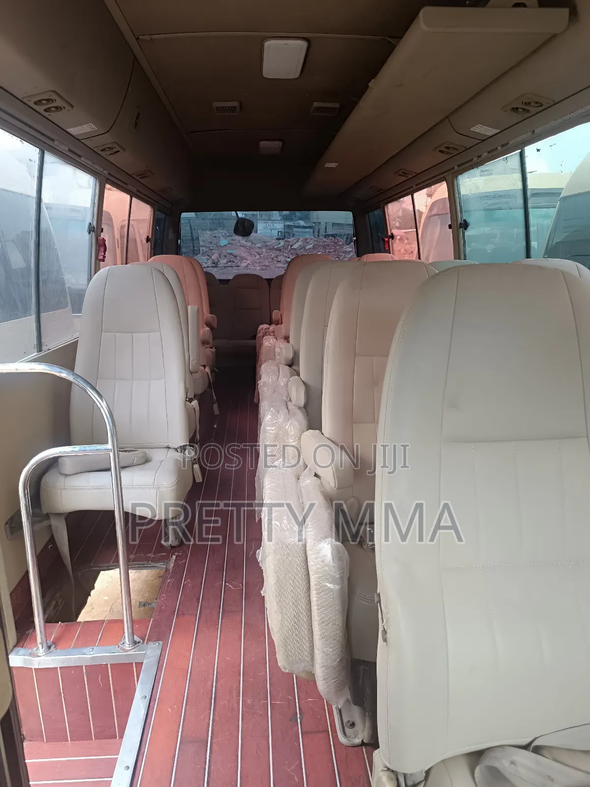 Toyota Coaster 2017 Beige