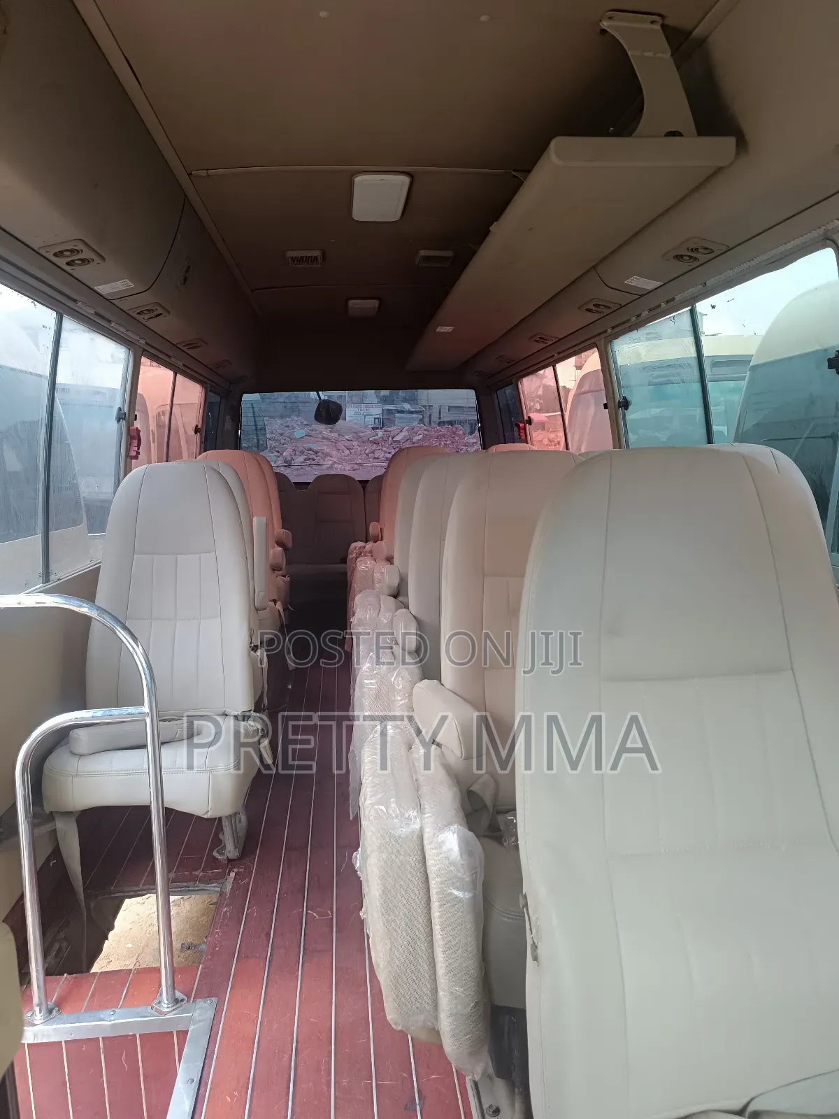 Toyota Coaster 2017 Beige