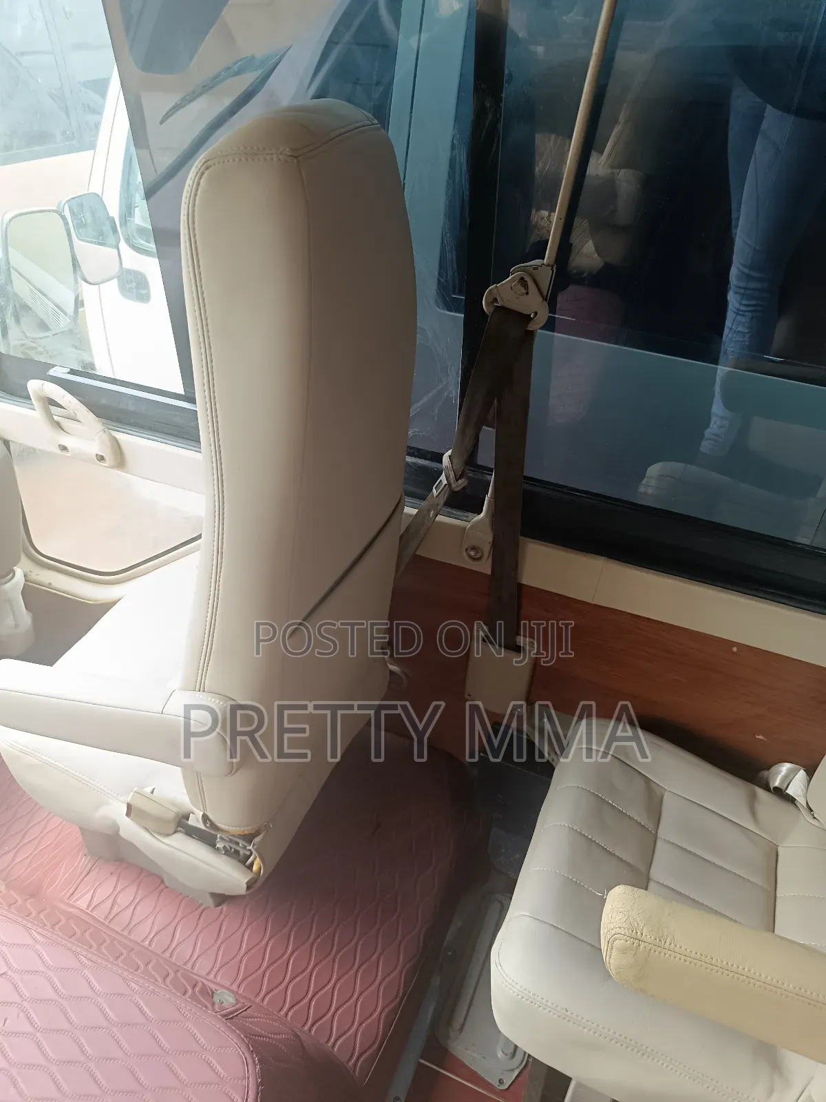 Toyota Coaster 2017 Beige