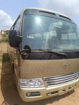 Toyota Coaster 2017 Gold