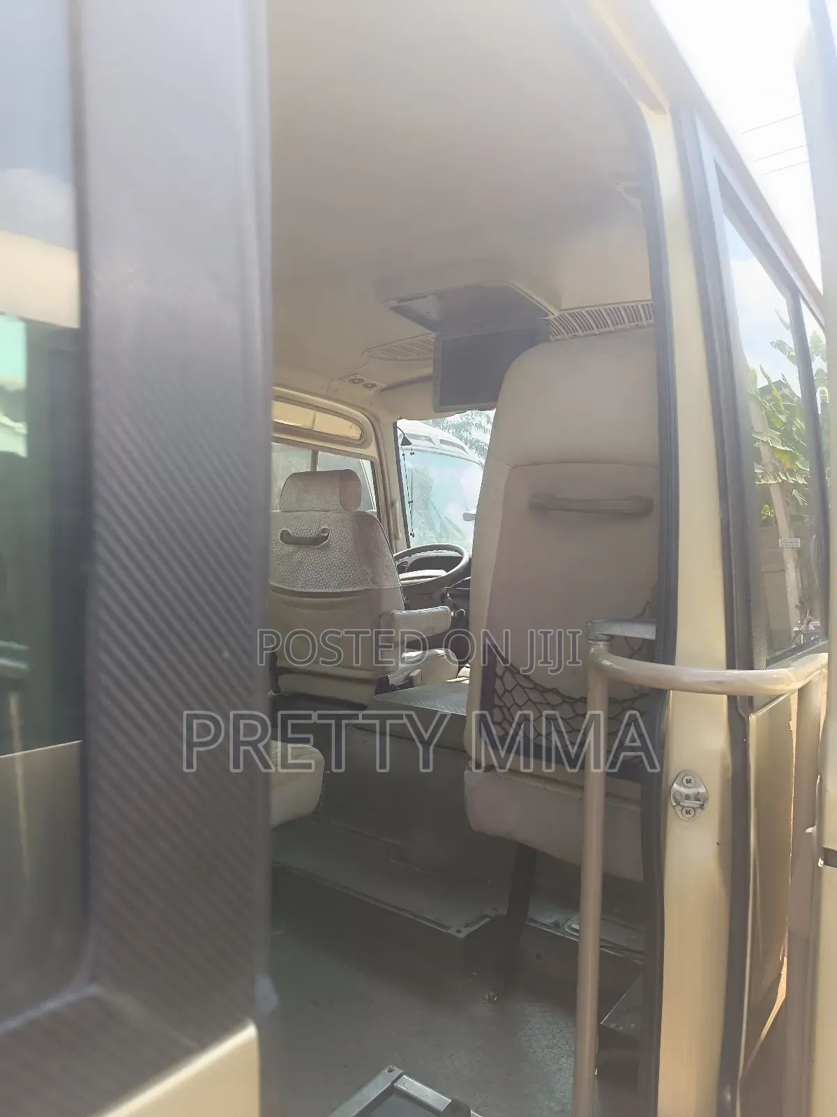 Toyota Coaster 2017 Gold