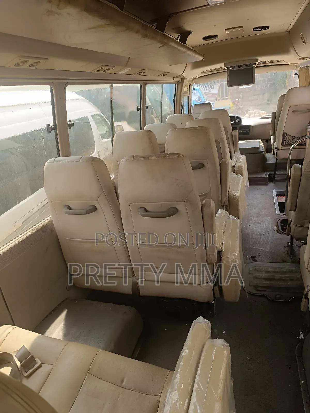 Toyota Coaster 2017 Gold