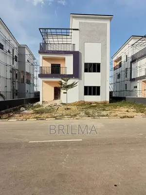 5bdrm Duplex in Gudu for sale