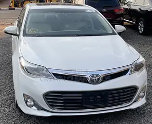 Toyota Avalon 2015 White