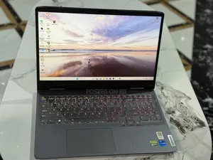 Laptop Lenovo LOQ 15IRH8 16GB Intel Core I5 SSD 500GB