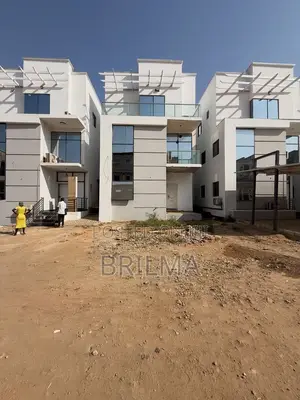 3bdrm Apartment in Dawaki for sale