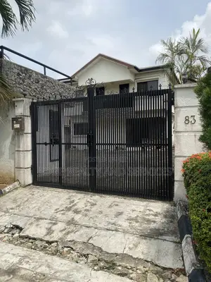 5bdrm Duplex in Vgc for sale