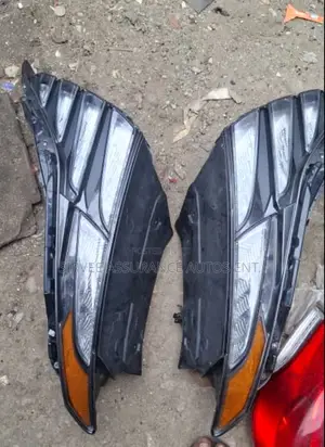 Head Light Hyundai Tucson 2022 Model