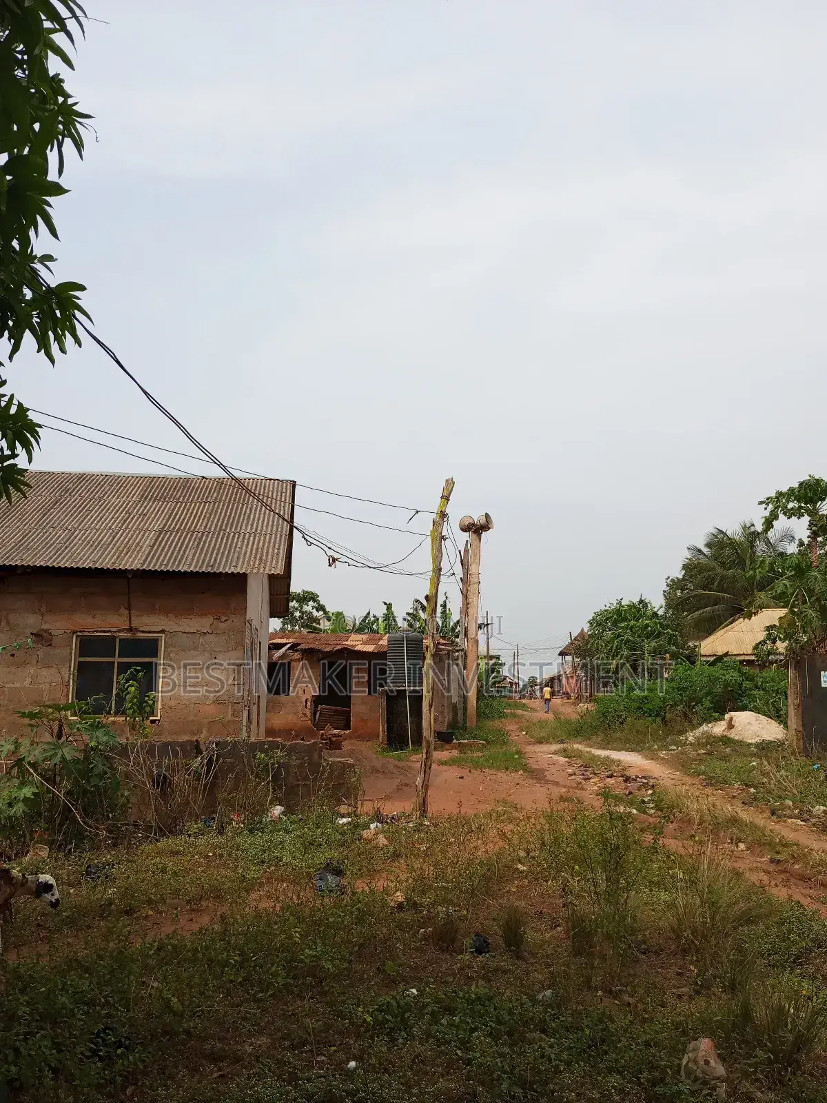 Full Plot of Land at Lusada Bustop Ogun State