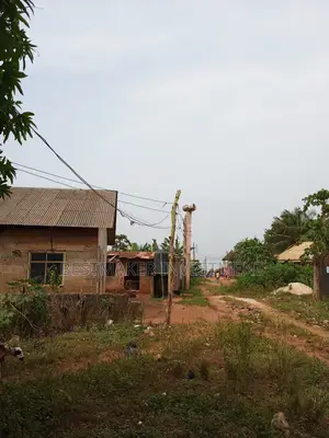 Full Plot of Land at Lusada Bustop Ogun State