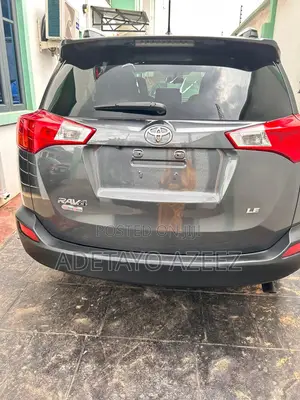 Toyota RAV4 LE 4dr SUV AWD (2.5L 4cyl 6A) 2015 Gray