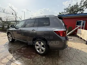 Toyota Highlander Sport 2010 Gray