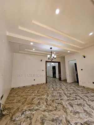 3bdrm Block of Flats in Gaduwa for rent