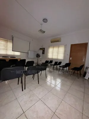 5bdrm House in Lekki for rent
