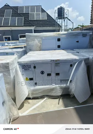 Low Noise Perkins 40kva Generator Soundproof