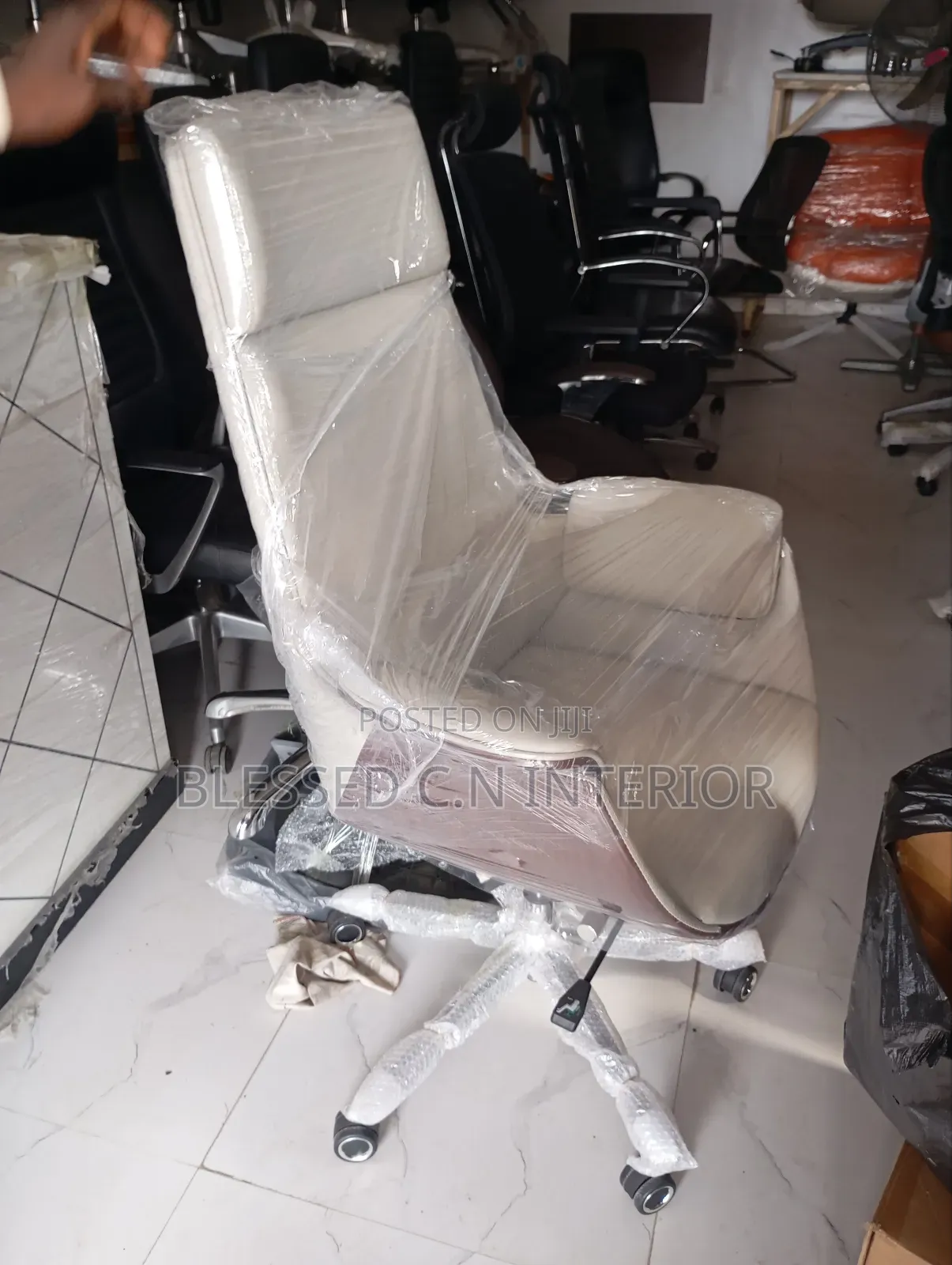 Excellent Boss Office Chair