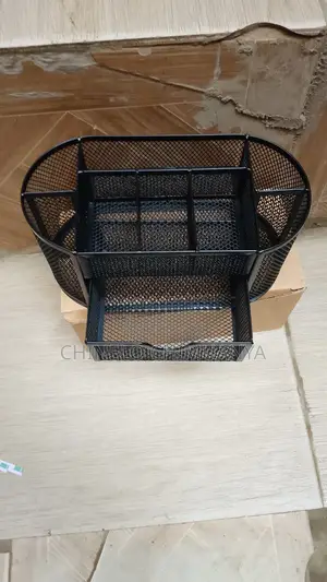 Pen Holder