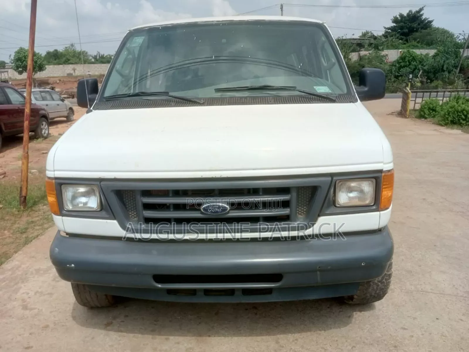 Ford E250 2008 White
