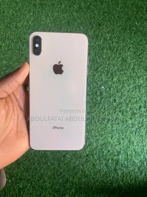 Apple iPhone XS Max 64 GB Gold
