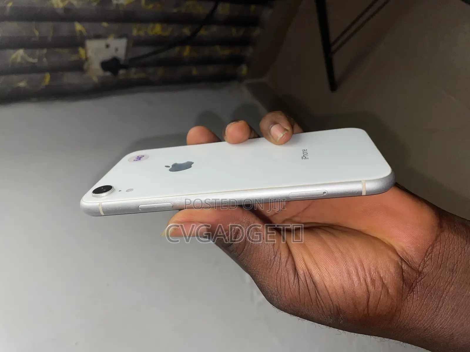 Apple iPhone XR 64 GB White