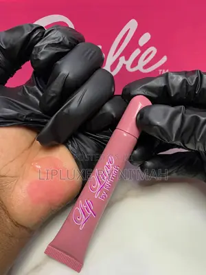 Color Changing Lipgloss