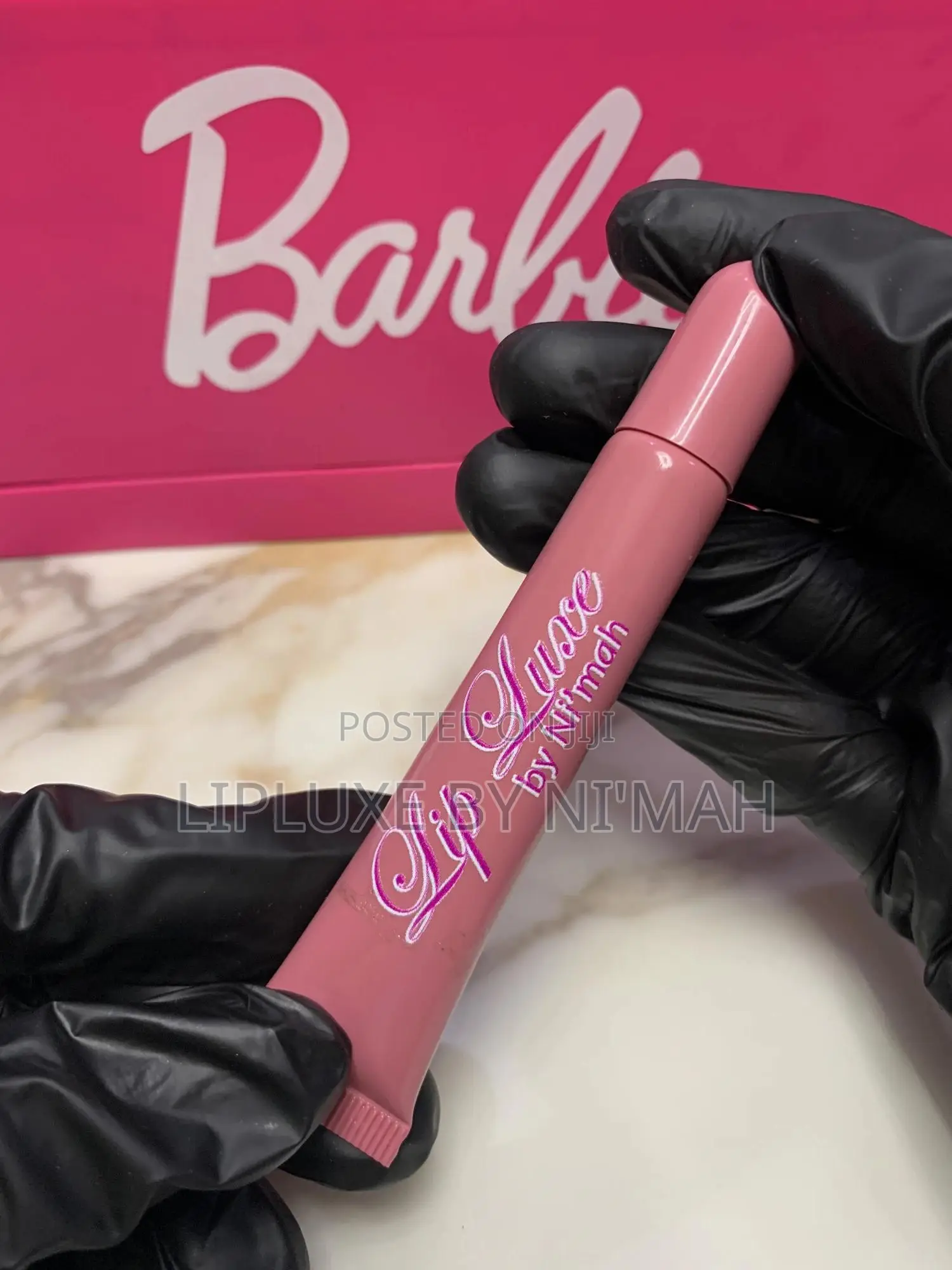 Color Changing Lipgloss