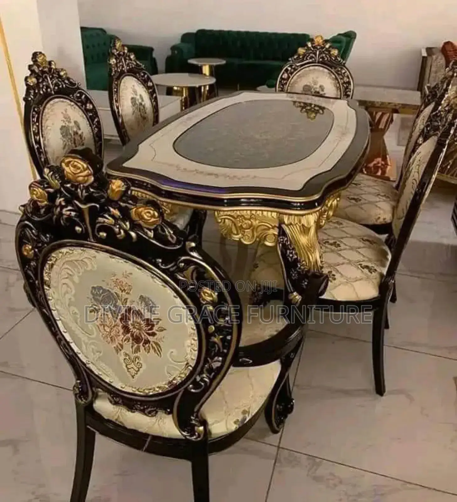 Royal Dining Table Set
