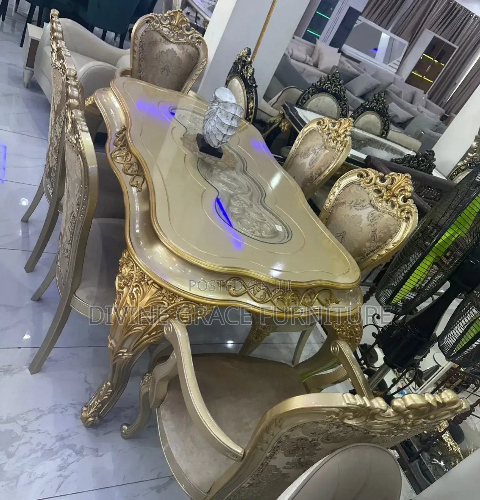 High Quality Royal Dining Table Set