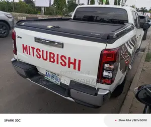 Mitsubishi L200 Double Cab 2.4 154hp 4WD 2021 White