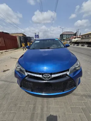 Toyota Camry XLE 4dr Sedan (3.5L 6cyl 6A) 2017 Blue