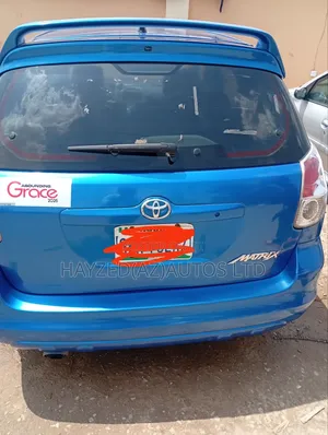 Toyota Matrix Hatchback AWD (1.8L 4cyl 4A) 2006 Blue