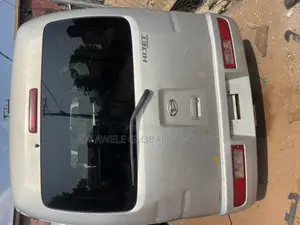 Daihatsu Hijet 2010 White
