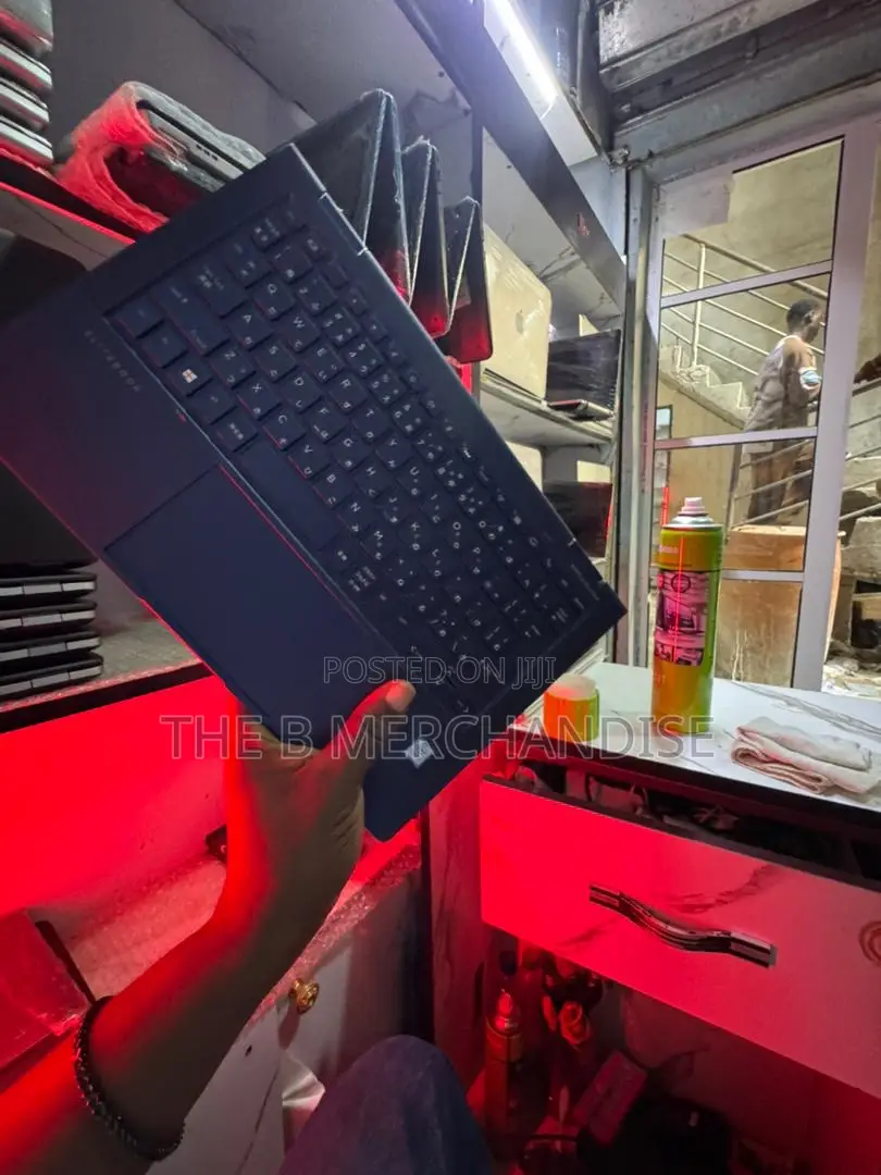Laptop HP Elite Dragonfly X360 8th Gen 16GB Intel Core I7 SSD 256GB