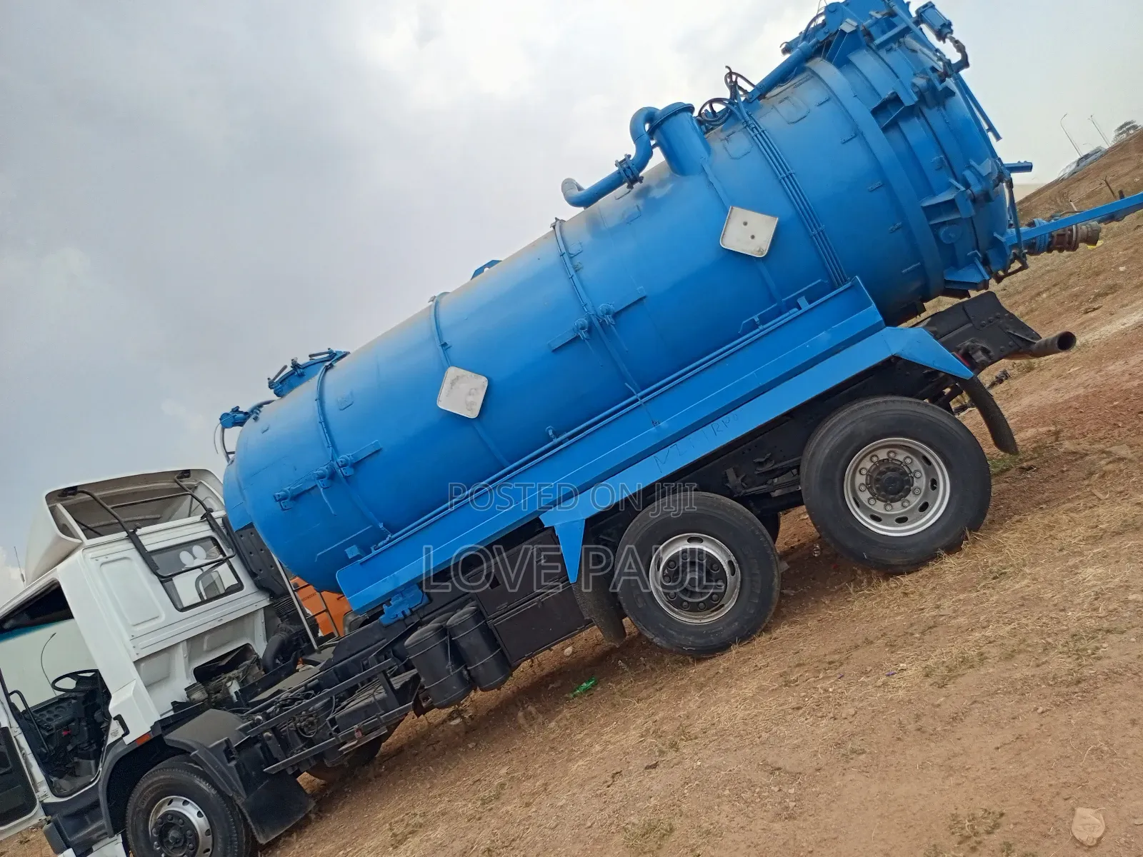 Sewage Tanker
