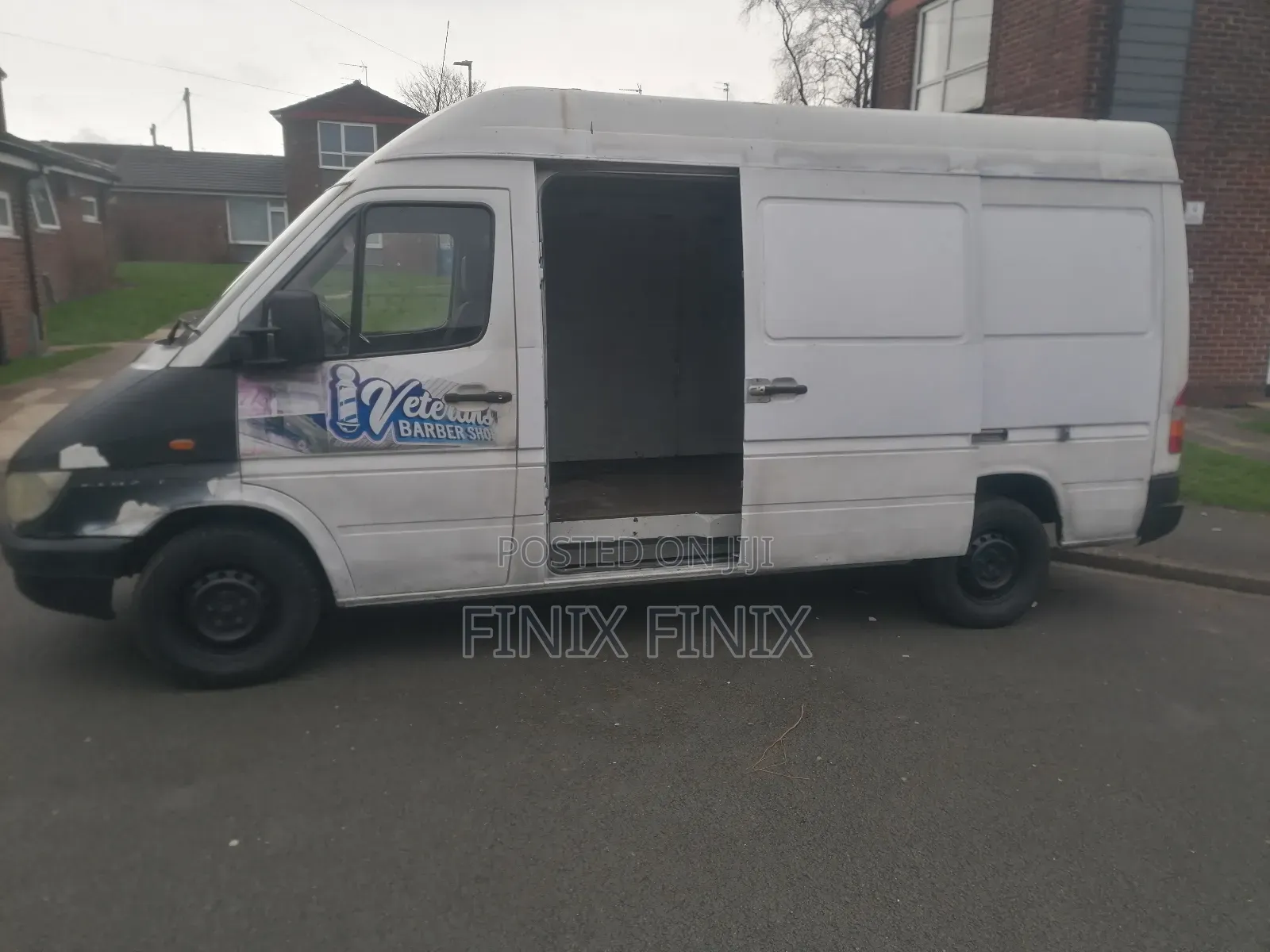 Mercedes-Benz Sprinter 2002 White