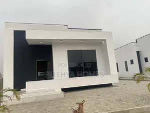 4bdrm Bungalow in Igando-Oloja for sale