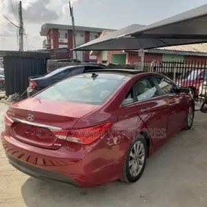 Hyundai Sonata Limited 2.0T Sedan (2.0L 4cyl 6A) 2013 Red