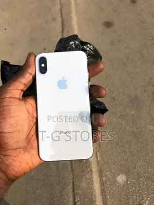 Apple iPhone X 64 GB White