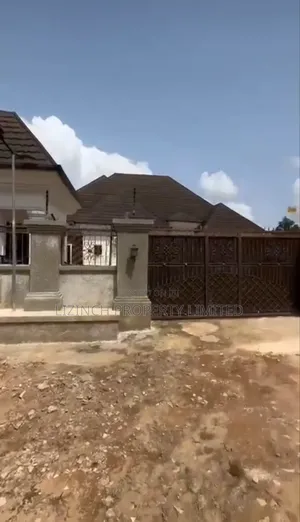 Furnished 4bdrm Bungalow in Benin City for sale