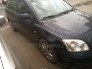 Toyota Avensis 2.0 D Verso 2002 Blue