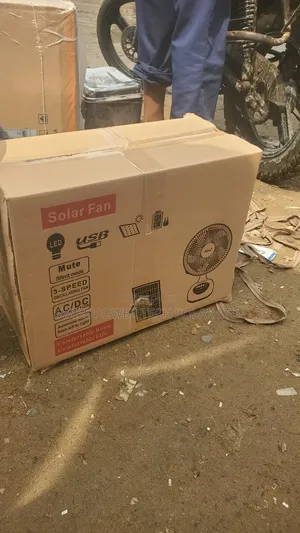 Solar Table Fan